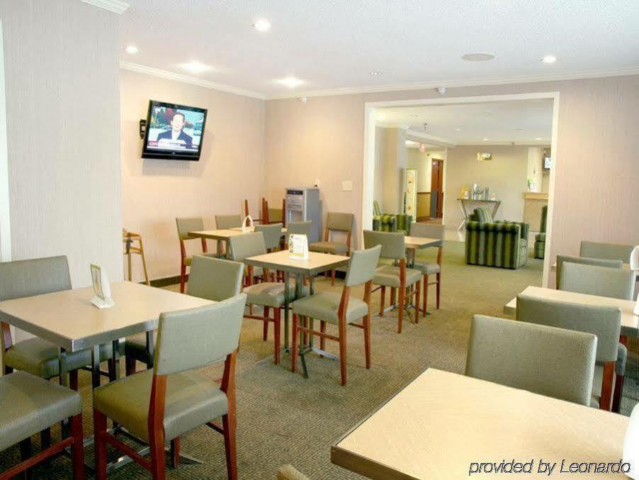 La Quinta Inn By Wyndham Kansas City North North Kansas City Bagian luar foto
